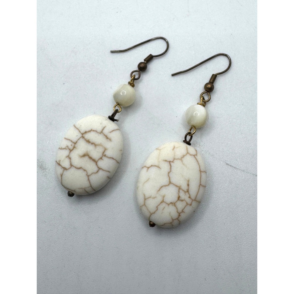 Howlite White Cream Faux Pearl Oval Drop Earrings Bronze Tone Boho Dangle